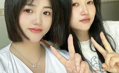 国产亚洲精品VA片在线播放